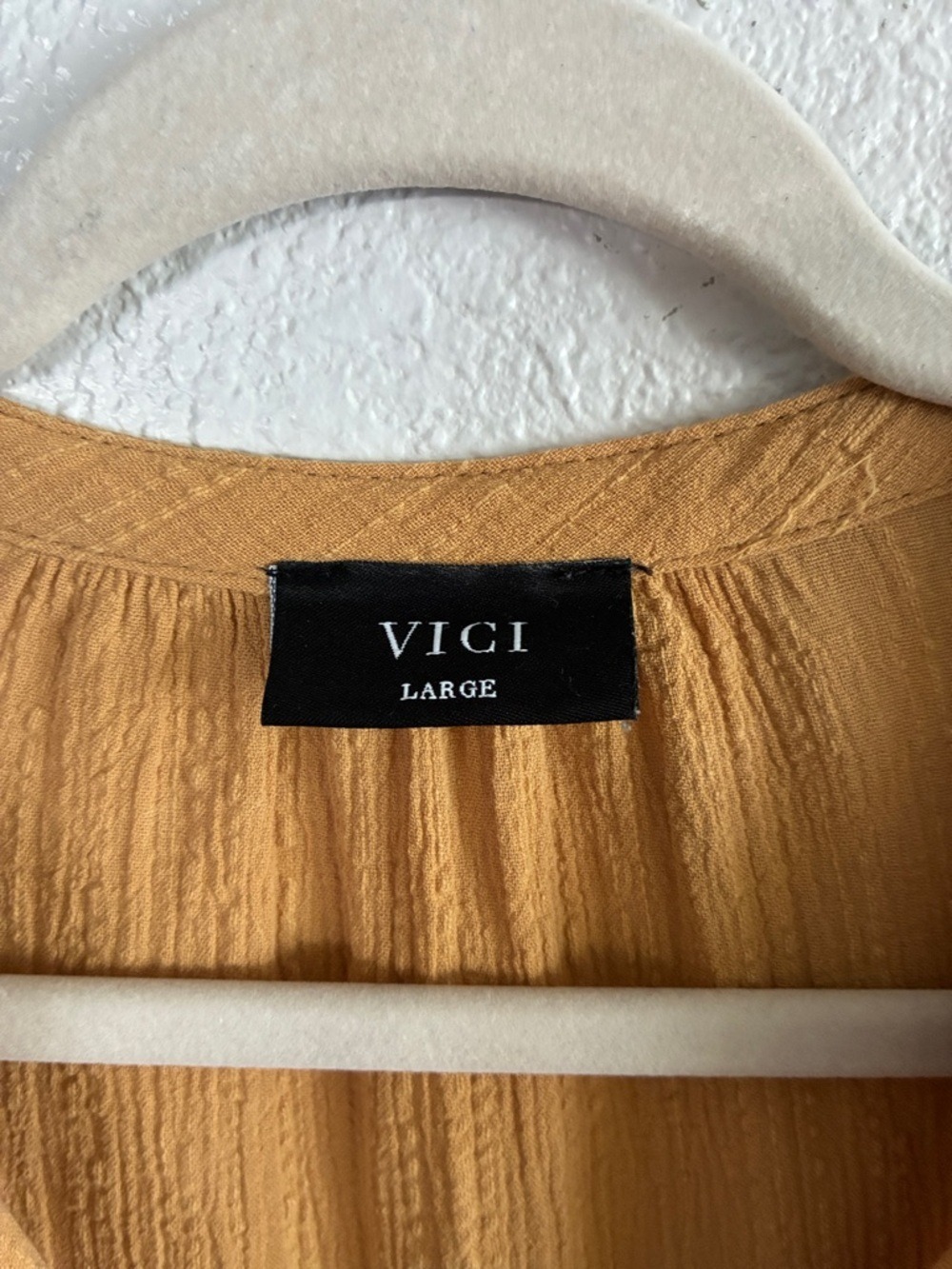 Vici Mustard Tiered V-Neck Peasant Top Size L - Picture 2 of 4